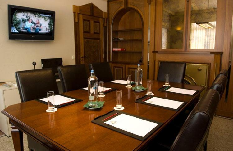 Hotel Bell-X Kortrijk-Wevelgem Dış mekan fotoğraf